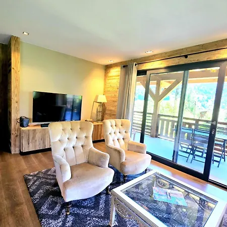 아파트 Elegant 3 Bedrooms *