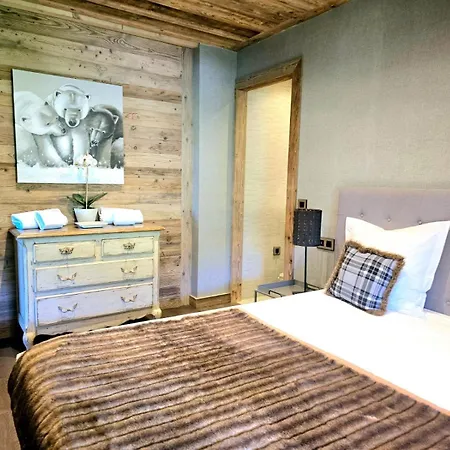 Elegant 3 Bedrooms 아파트 *