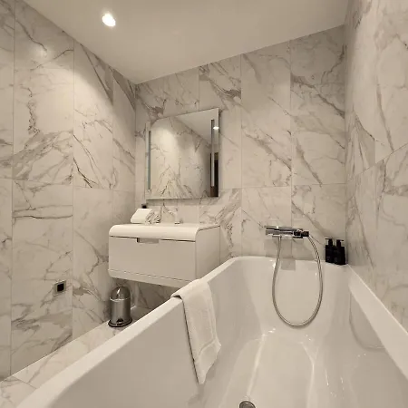 Elegant 3 Bedrooms