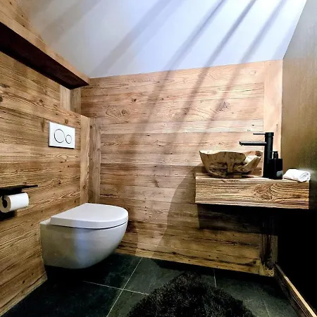 Elegant 3 Bedrooms Apartman